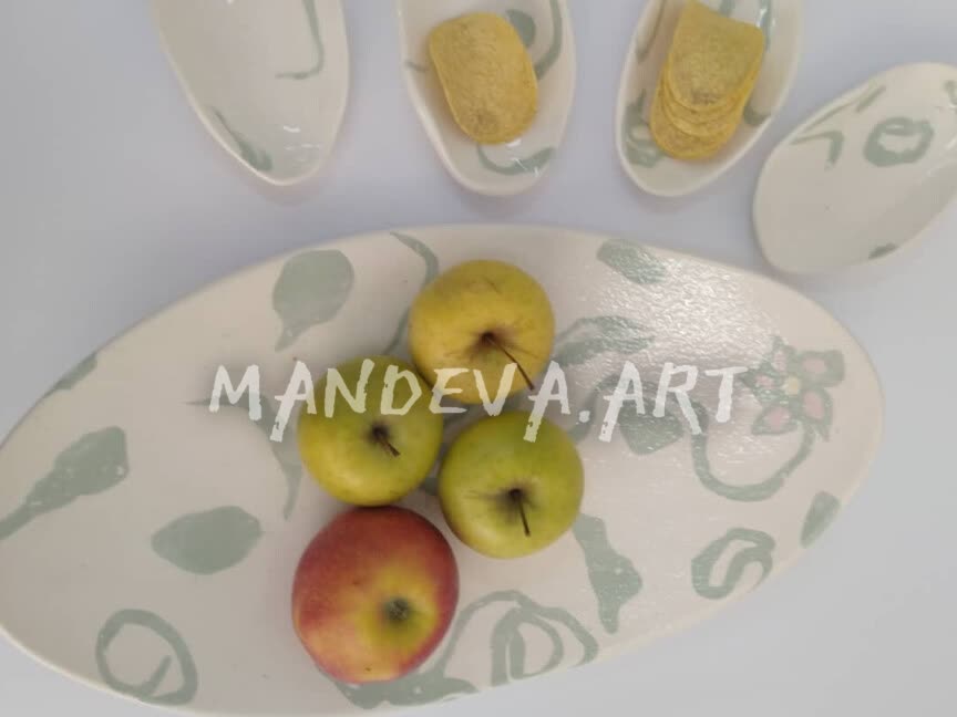 Plates Set